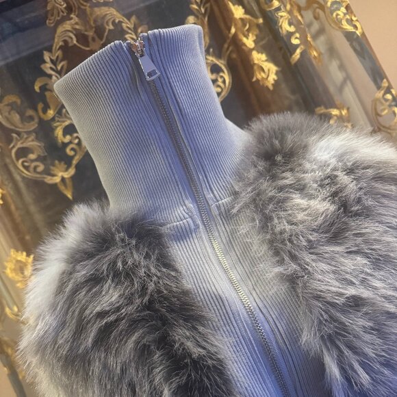 silence + noise faux fur cropped jacket - NWOT - Picture 4 of 5